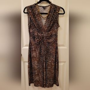 East 5th V-neck Pull-over Dress